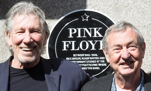 ROGER WATERS'DAN NICK MASON'A SÜRPRİZ SAHNE ZİYARETİ!