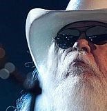 LEON RUSSELL ÖLDÜ