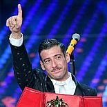 SANREMO´YU ´OCCIDENTALI´S KARMA´ KAZANDI!