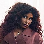 CHAKA KHAN 12 YIL SONRA LİSTELERE DÖNÜYOR