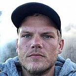 DJ AVICII YAŞAMINI YİTİRDİ