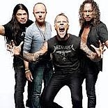 METALLICA, YANGIN MAĞDURLARINA PARA GÖNDERDİ