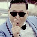 ´GANGNAM STYLE´IN REKORU KIRILDI!
