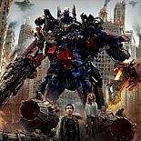 TRANSFORMERS: AY´IN KARANLIK YÜZÜ