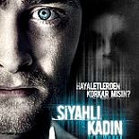 SİYAHLI KADIN