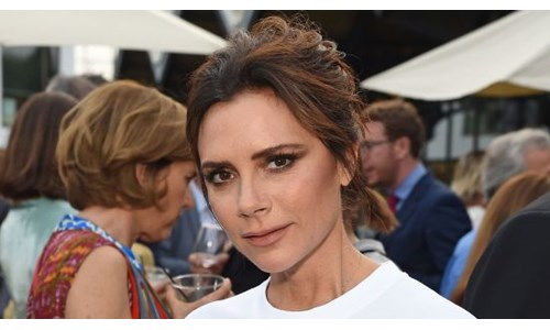 NETFLIX'İN VICTORIA BECKHAM'A ÇEKTİĞİ BELGESELİN YAYIN TARİHİ BELLİ OLDU