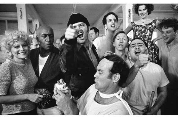 TOPLAMA KAMPINDAN OSCAR SAHNESİNE MILOS FORMAN
