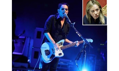 İTALYA BAŞBAKANI, PLACEBO'NUN VOKALİNİ MAHKEMEYE VERDİ