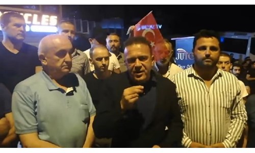 BOŞNAKLAR'DAN RASİM OZAN KÜTAHYALI PROTESTOSU