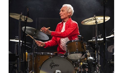 ROLLING STONES'UN EFSANEVİ DAVULCUSU CHARLIE WATTS YAŞAMINI YİTİRDİ