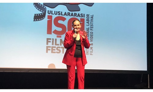 ULUSLARARASI İŞÇİ FİLMLERİ FESTİVALİ'NDEN NUR SÜRER'E ONUR ÖDÜLÜ