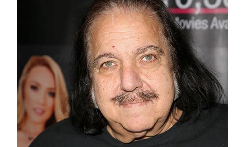 PORNO YILDIZI RON JEREMY 30'DAN FAZLA TECAVÜZLE YARGILANIYOR