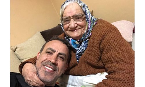 HALUK LEVENT, ANNESİNİN SEVDİĞİ TÜRKÜLERDEN ALBÜM YAPTI