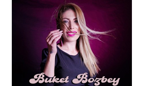 BUKET BOZBEY'DEN İLK TEKLİ: 'OYNAMA BENİMLE'