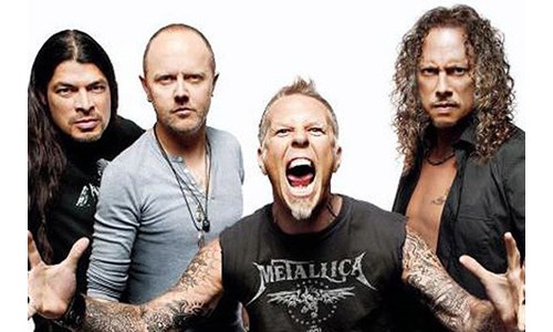 METALLICA DA DEPREMZEDELERE YARDIM EDİYOR