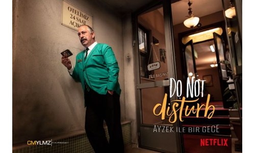 ZÜLFÜ LİVANELİ: 'DO NOT DISTURB, CEM YILMAZ SİNEMASINDA YENİ BİR AŞAMA'
