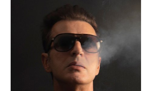 TEOMAN'DAN YENİ ALBÜM: 'ROCK AND ROLL'