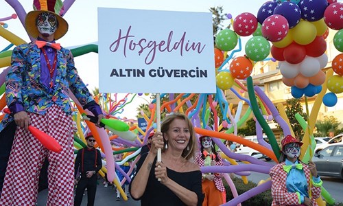 KUŞADASI ALTIN GÜVENCİN BESTE YARIŞMASI BAŞLADI
