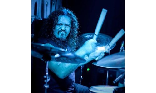 CENK ÜNNÜ (DAVUL)