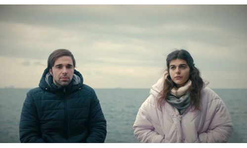 ALTIN KOZA'NIN EN İYİ FİLMİ 'SANKİ HER ŞEY BİRAZ FELAKET'