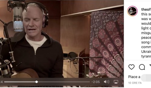 STING 'RUSSIANS' ŞARKISINI YENİDEN SÖYLEDİ!