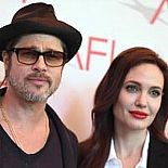 ANGELINA JOLIE İLE BRAT PITT BOŞANIYOR