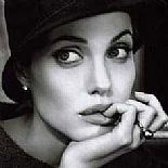 ANGELINA JOLIE, ´BÜYÜK CATERINA´YI BEYAZPERDEYE TAŞIYOR