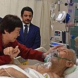 GAZİ BABASINI ZİYARET EDEN KORELİ AYLA GÖZYAŞLARINA BOĞULDU