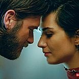 EMMY ÖDÜLLERİ´NİN TÜRK YILDIZLARI