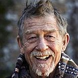 JOHN HURT YAŞAMINI YİTİRDİ