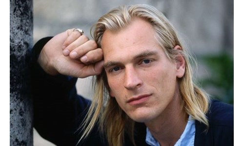 JULIAN SANDS'İN CESEDİ BULUNDU