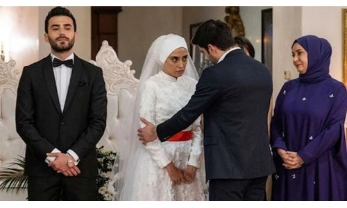 KIZILCIK ŞERBETİ KALDIĞI YERDEN DEVAM EDİYOR!
