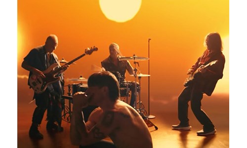 'RHCP' BU YIL İKİNCİ ALBÜMÜNÜ ÇIKARIYOR