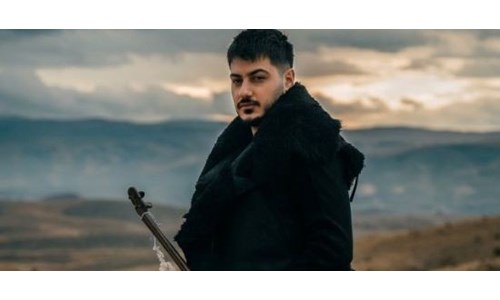 BİR MARŞ DA SEMİCENK'TEN: 'TEK YÜREK'