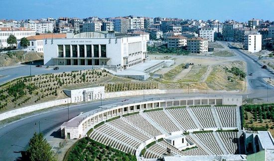 HARBİYE AÇIKHAVA TİYATROSU